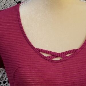 𝅺AERO  Seriously Soft tee. T shirt 👕 medium T17